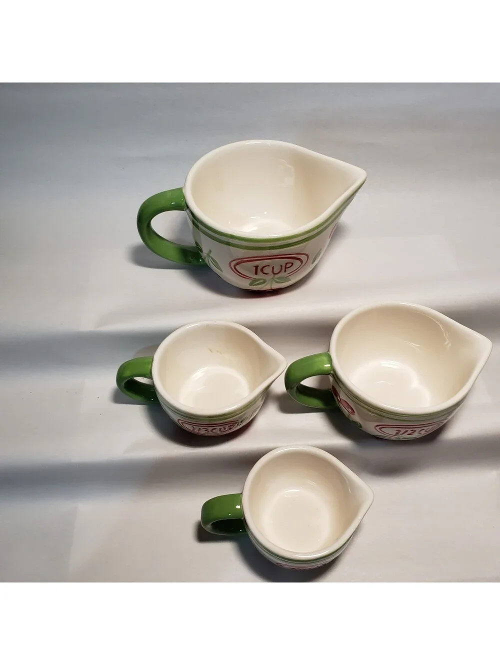 Pier 1 Imports Measuring Cup Set Cherries Ceramic 4 piece Kitchen Green Red